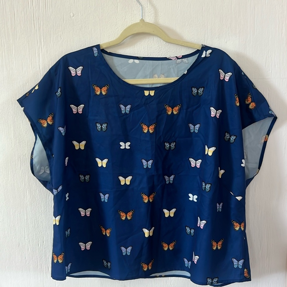 SUMMER BUTTERFLY LIGHT | FRESH SHIRT TOP